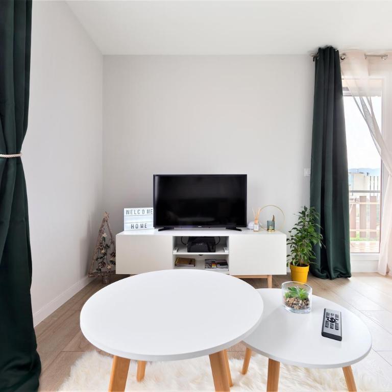 Le Golden Green à 5min du centre-ville avec parking privatif gratuit - One-Bedroom Apartment - 9