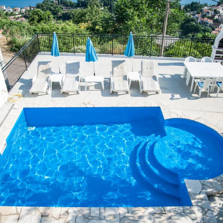 Villa Aleksandar Vista - Vila sa Sopstvenim Bazenom - 9
