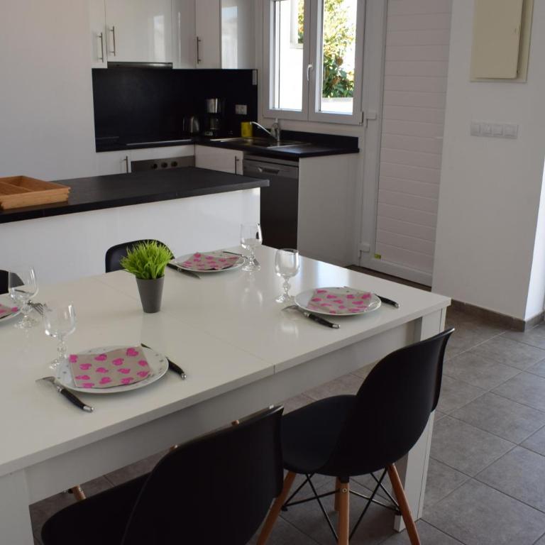 casa con piscina privada y cerca playa ref 382 - Casa de 2 dormitorios - 7