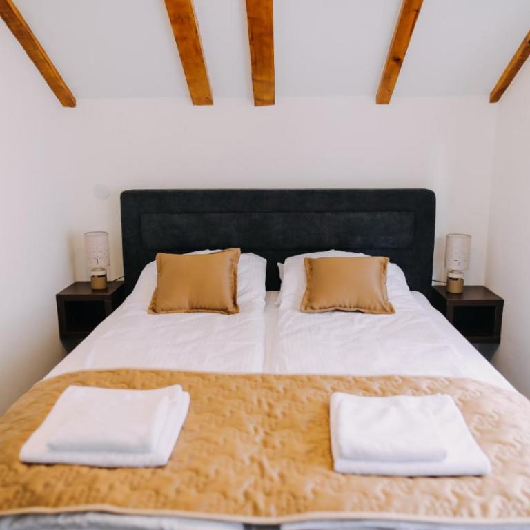 Prima Lux Apartments & Studio - Deluxe Apartment - 10