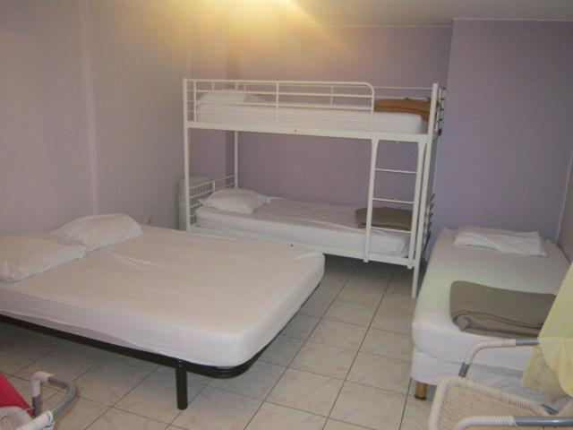 Hôtel Richard - Chambre Quintuple avec Salle de Bains Privative - 8