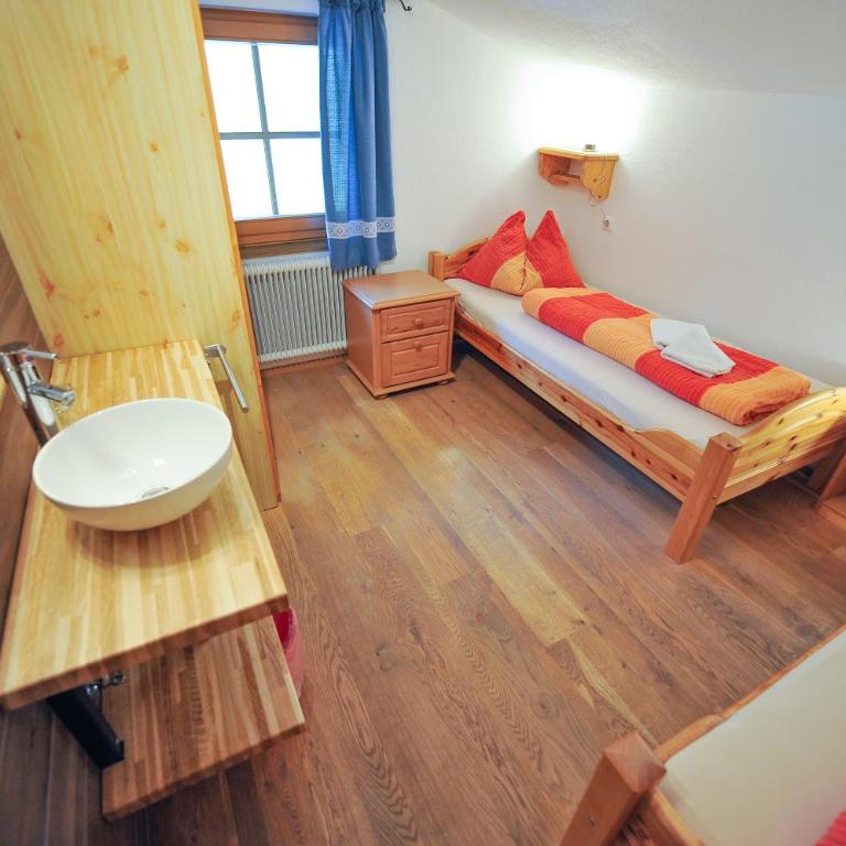 Pension Grubhof - Apartment mit Blick auf die Berge - 4
