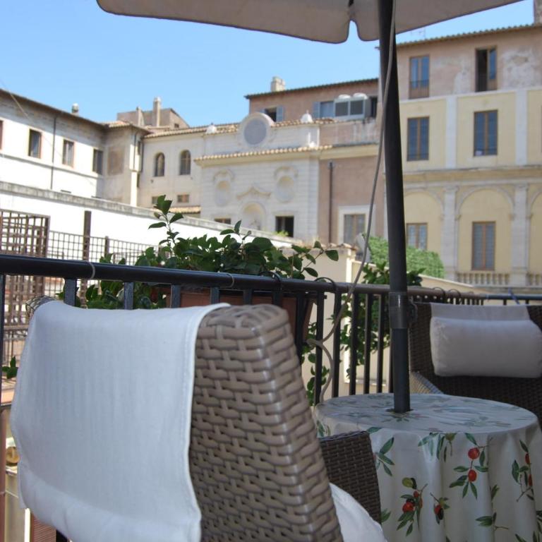Pettinary Village B&B - Camera Matrimoniale con Balcone - 3