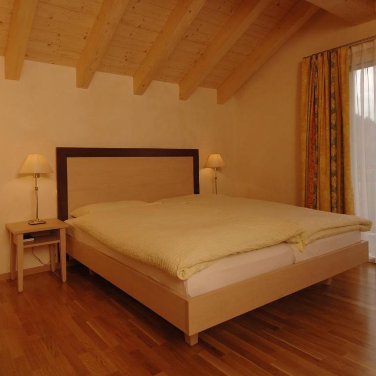 Hotel Viktoria-Leukerbad-Therme - Doppelzimmer mit Balkon, Zugang zum Spa und Seilbahnnutzung - 3