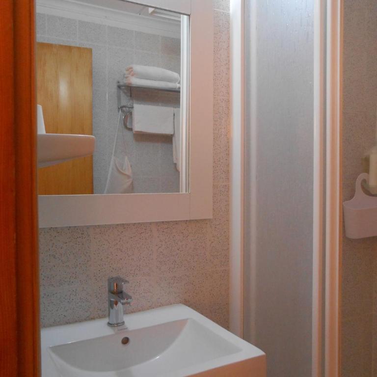 Hostal El Callejón - Habitación Doble Estándar con ventilador - 2
