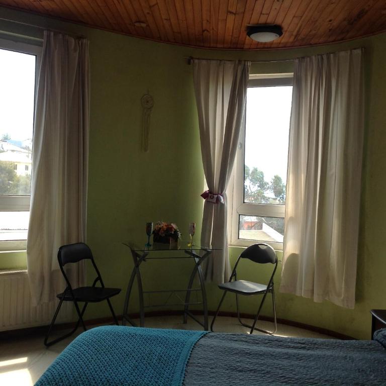 Hostal lala porteña vista al mar, baño privado y desayuno - Habitación Triple Deluxe con vistas al mar - 14