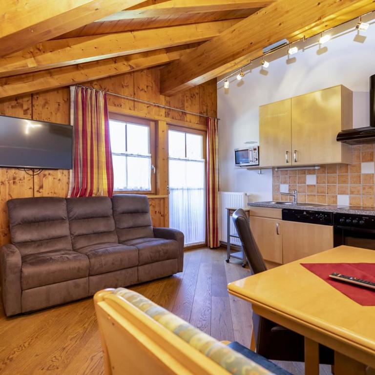 Appartement Oberreiter - Two-Bedroom Apartment (4 Adults) - 10