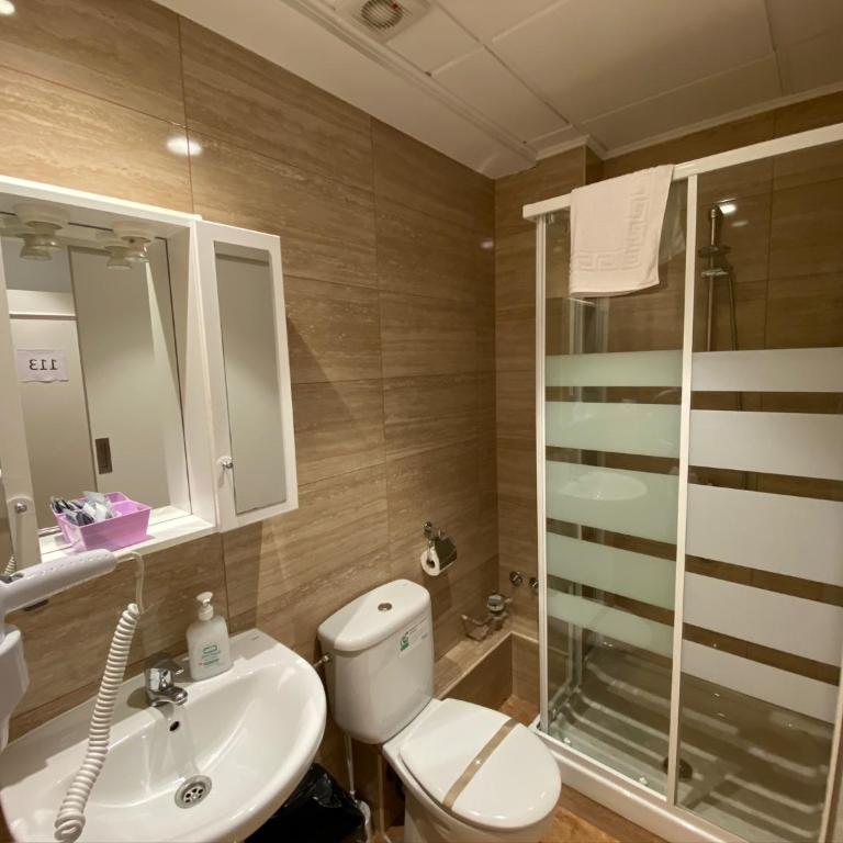 Far Home Gran Vía - Standard Double Room - 1