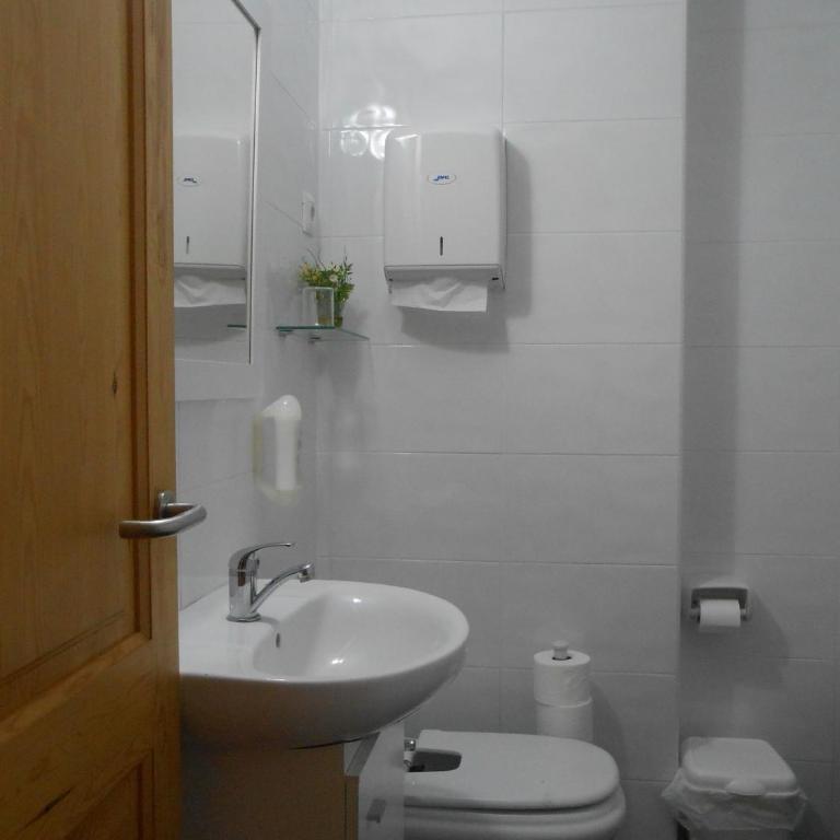 Hostal El Callejón - Habitación Doble con baño privado externo - 1