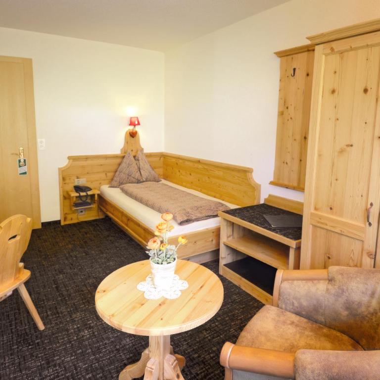 Hotel Restaurant Alpina - Einzelzimmer - 3
