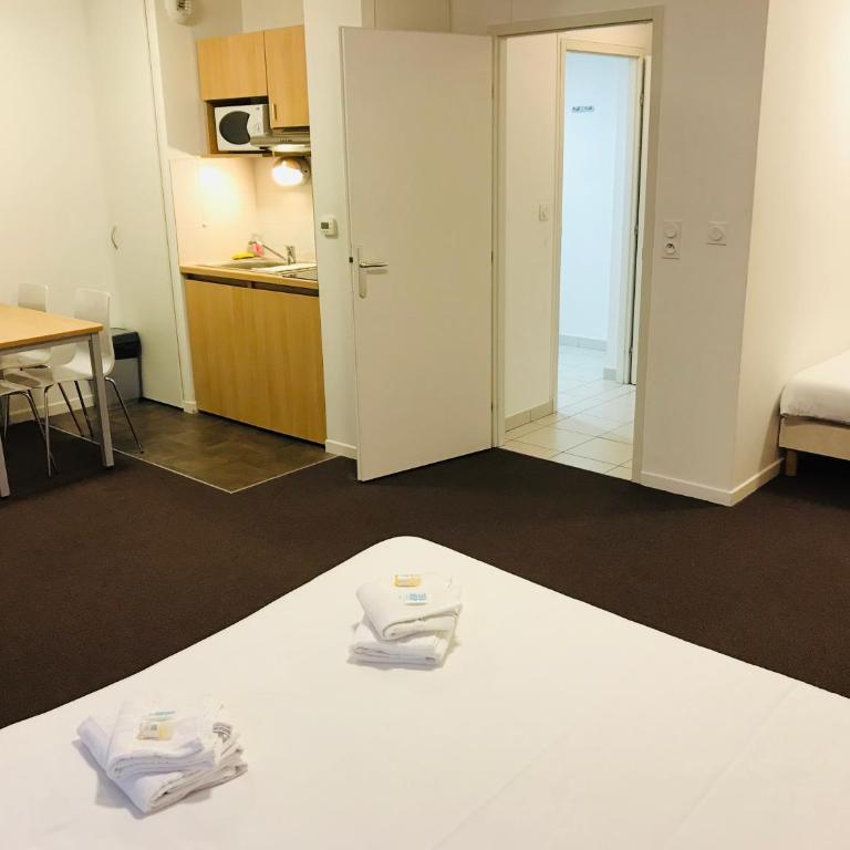 Kosy Appart'hotels Troyes City & Park - Studio Triple - 3