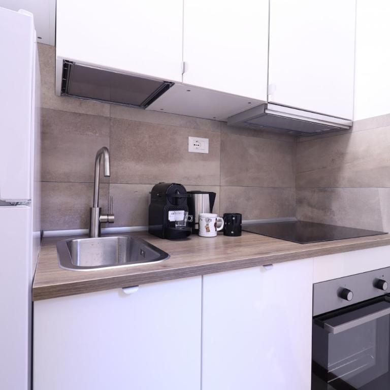Lovely Navona Apartment - Appartamento Superior - 32