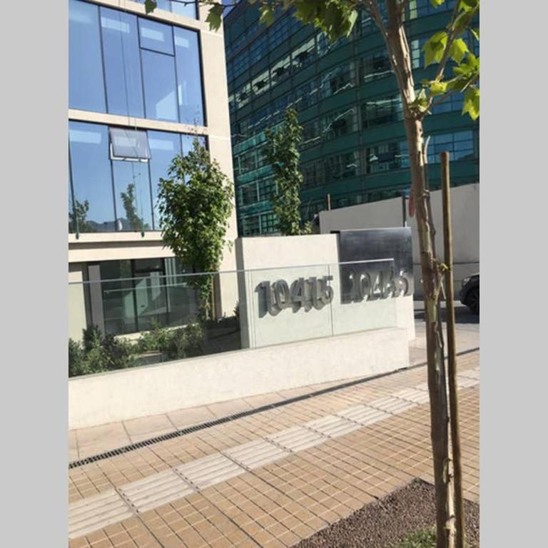Acogedor Depto. a un costado de Clínica Las Condes - Apartamento de 1 dormitorio - 40