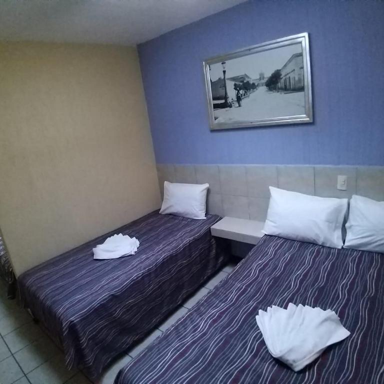Hotel Aguila - Habitación Triple con baño - 1