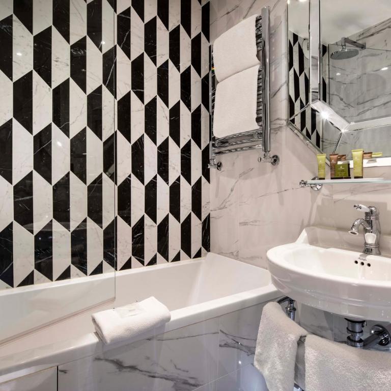 Hotel Residence Henri IV - Chambre Double ou Lits Jumeaux Élégance - 10