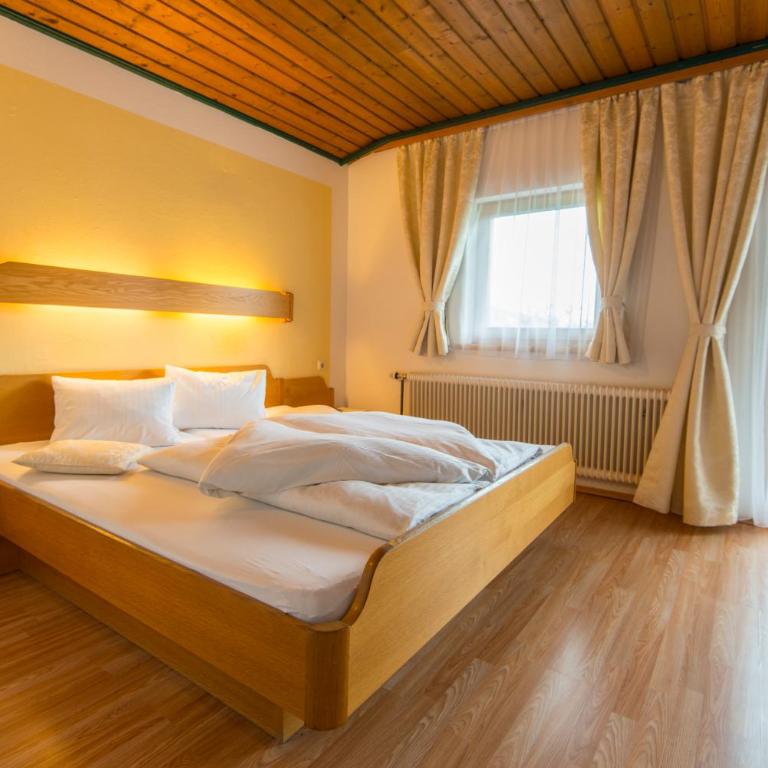Salaterhof Embach - Doppelzimmer mit Balkon - 6