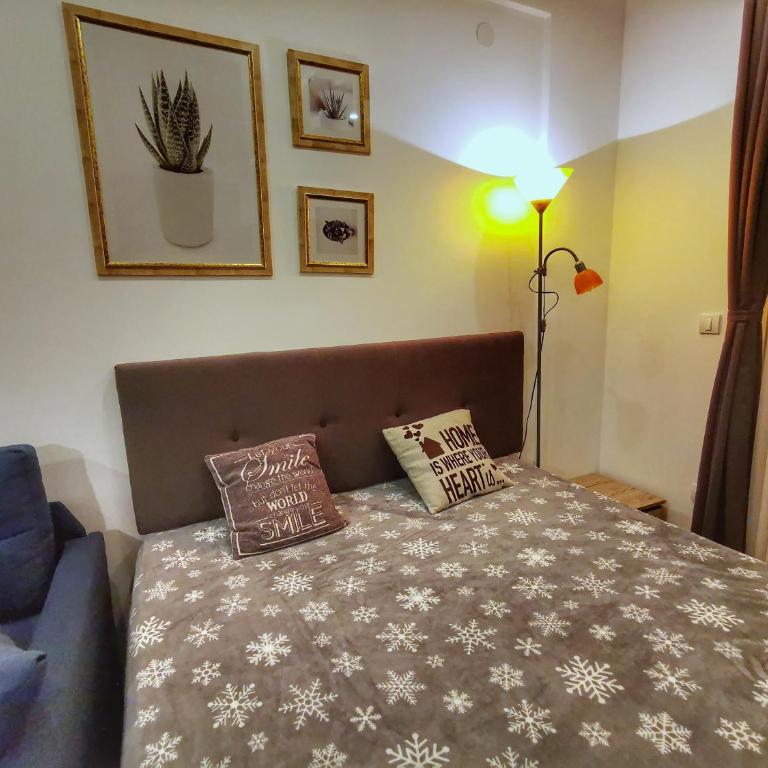 Apartman Pahulja - Milmari - Apartment with Mountain View - 1