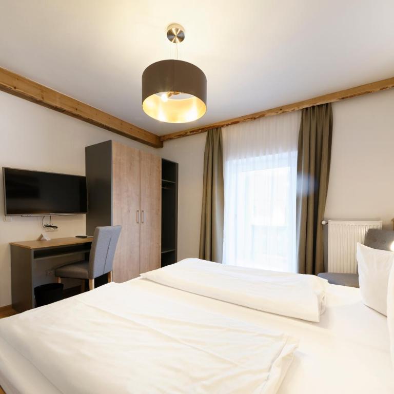 Hotel garni Alpengruss - Doppelzimmer mit Balkon - 6