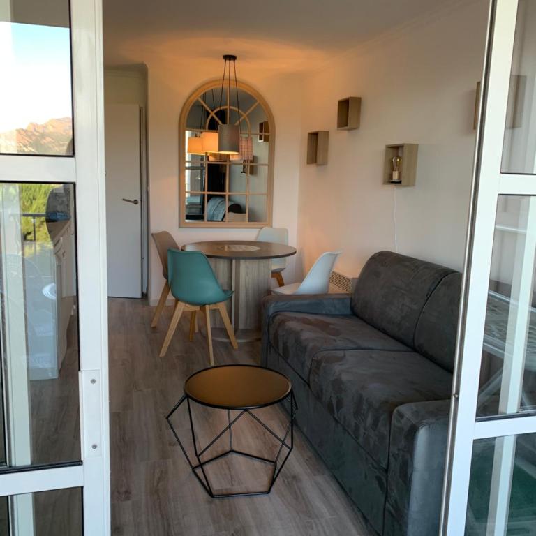 SAINT RAPHAEL, CAP ESTEREL Le Hameau. Vue mer - Studio with Sea View - 4