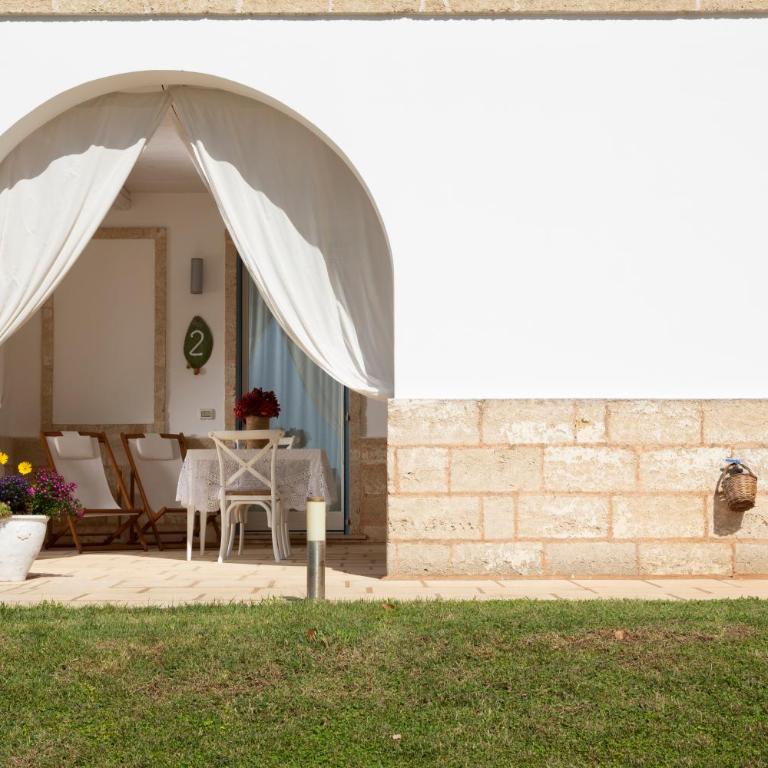 Masseria Podere40 Country Hotel - Camera Tripla Superior - 1