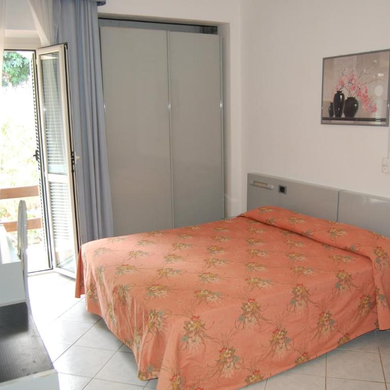 Hotel Villa Ombrosa - Camera Matrimoniale/Doppia con Letti Singoli - 22