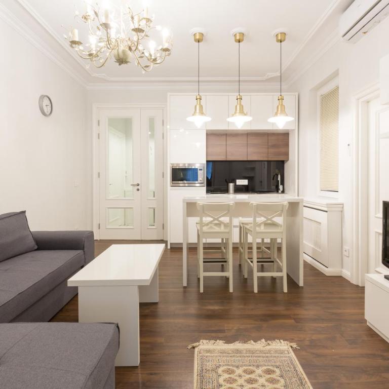 Belgrade Center Apartment Slavija Square II - Deluks Apartman - 4