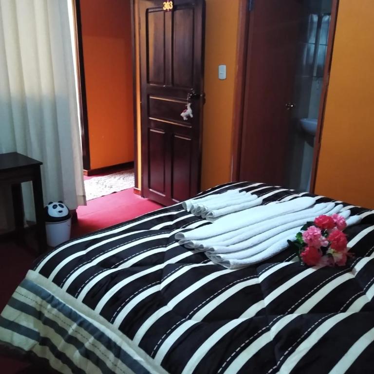 Hostal Lucky Puno - Habitación Doble con baño privado - 1