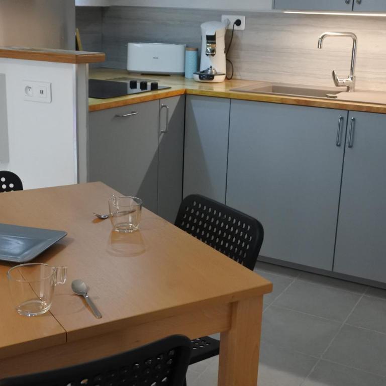 Studio 1407 Arles - Proche Tour Luma - One-Bedroom House - 7
