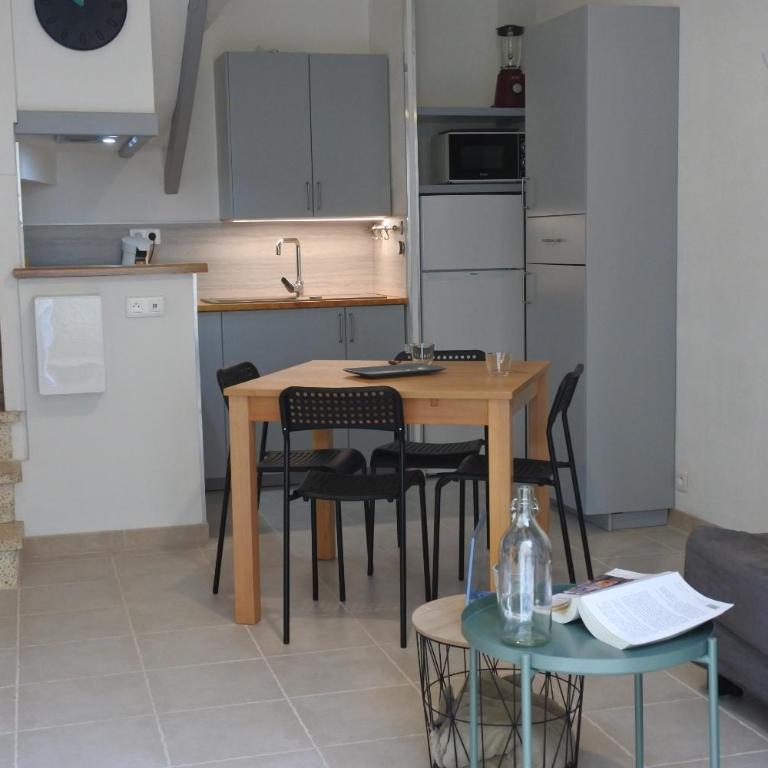 Studio 1407 Arles - Proche Tour Luma - One-Bedroom House - 1