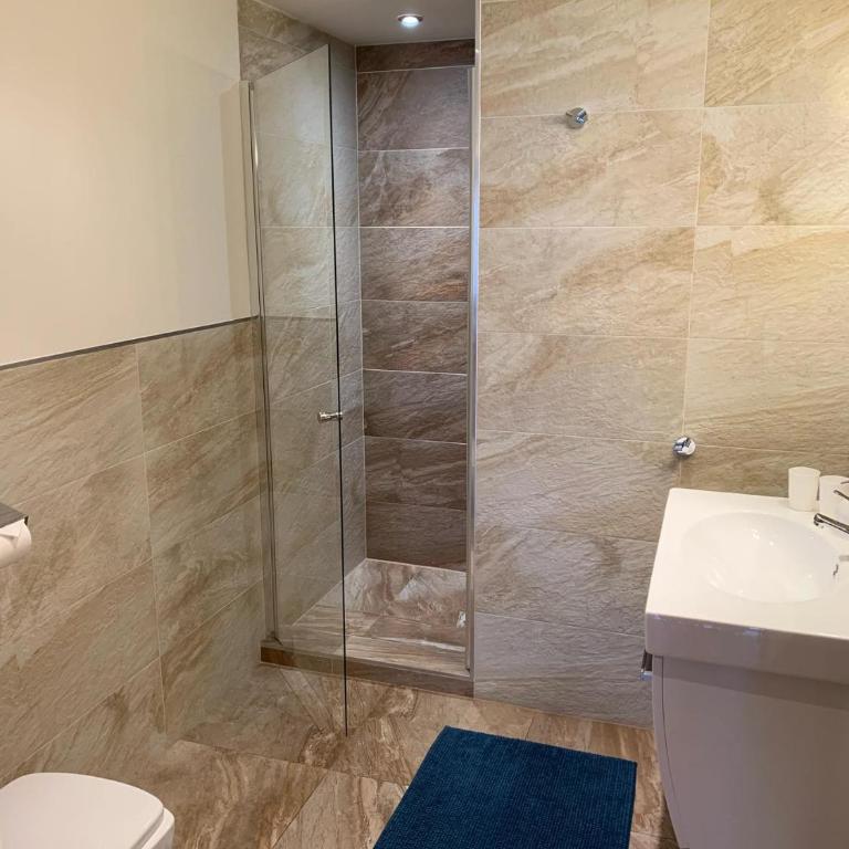 Frühstückspension Christina - Familiensuite mit 2 Schlafzimmern - 2