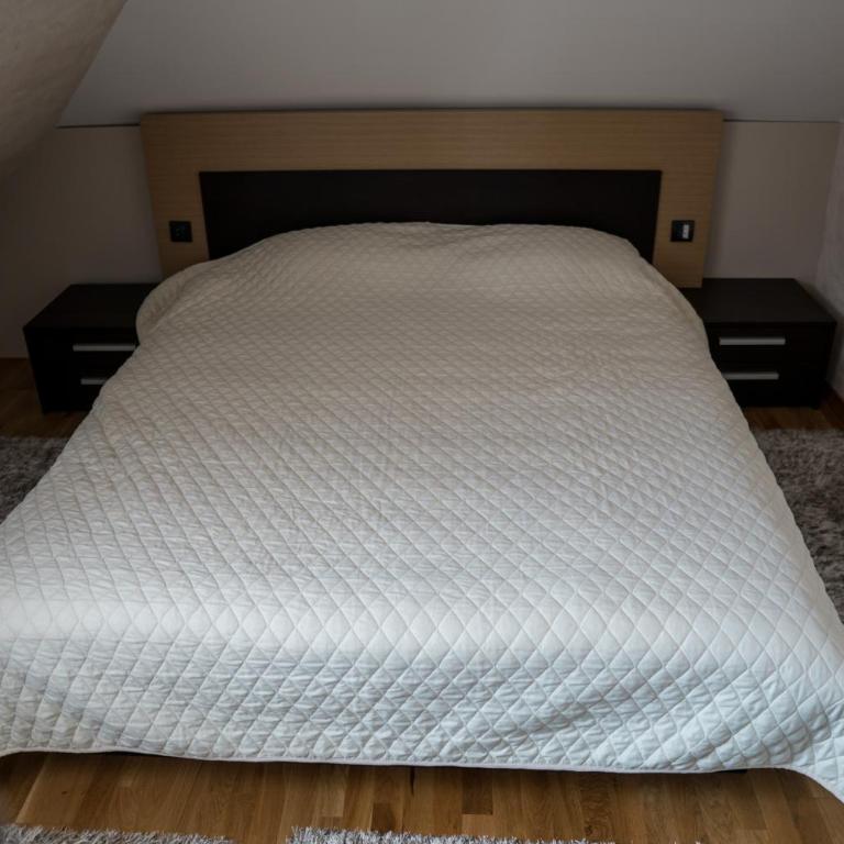 VILA JEZERO - Deluks Apartman - 5