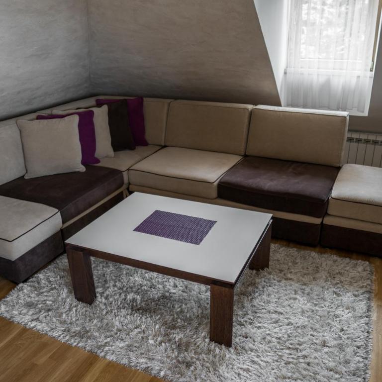 VILA JEZERO - Deluks Apartman - 7