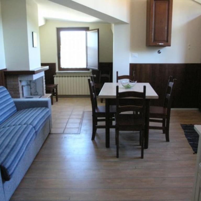 I Narcisi - Appartamento con 2 Camere da Letto - 4