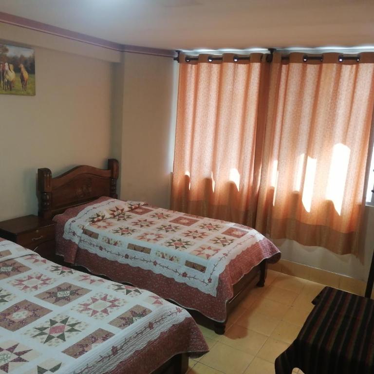 Residencial Mariloy - Habitación Triple con baño privado - 1