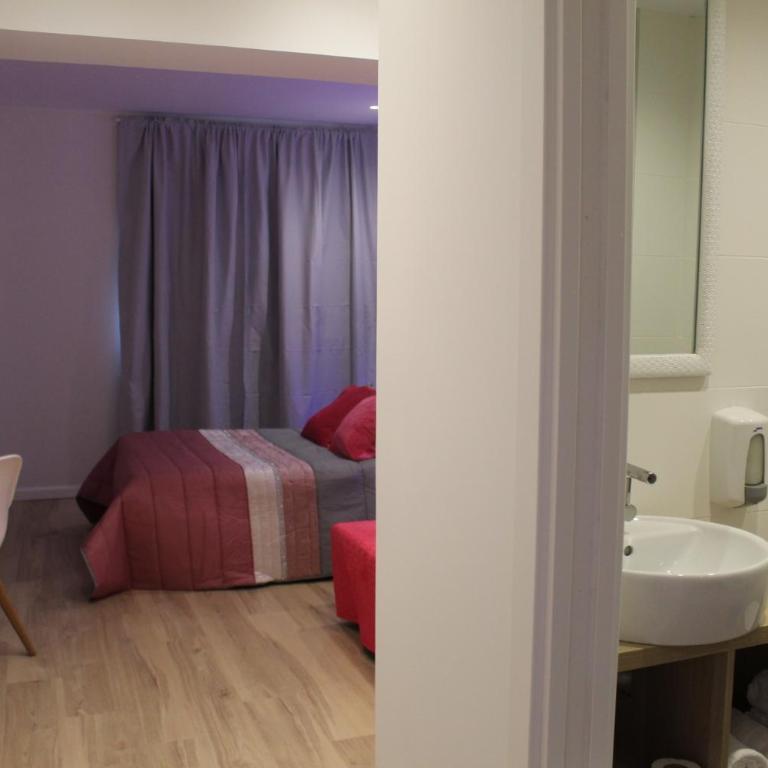 Bilbao Place - Standard Queen Room - 24