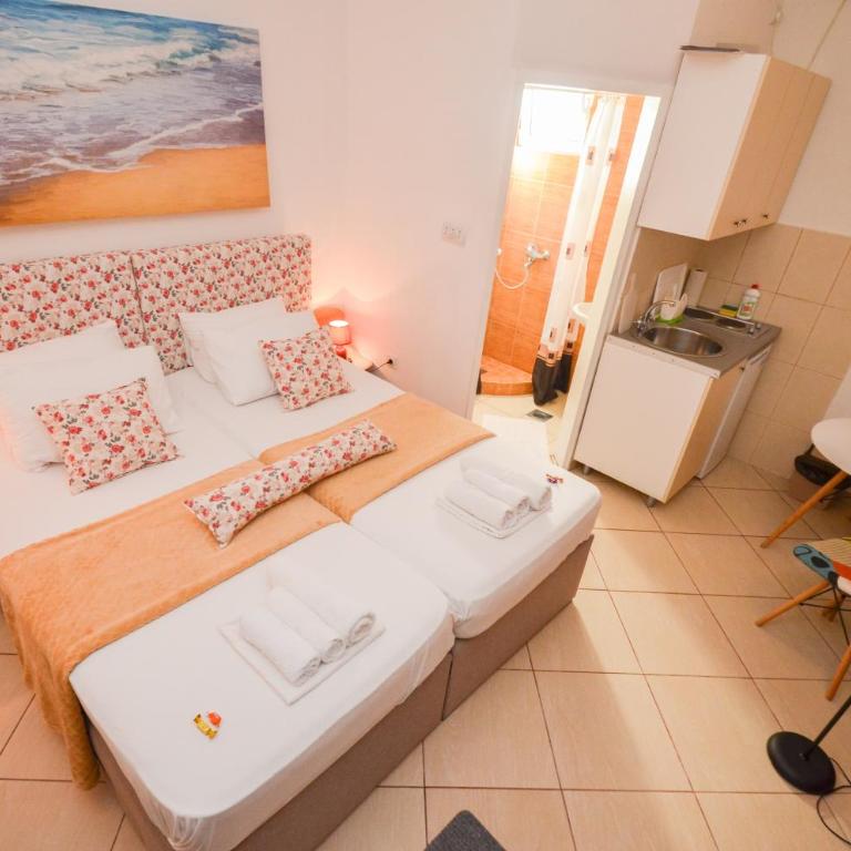 Tea apartments - Studio Apartment - 2
