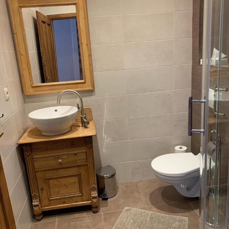 Tuxie Haus - Apartment - Ground Floor - 3