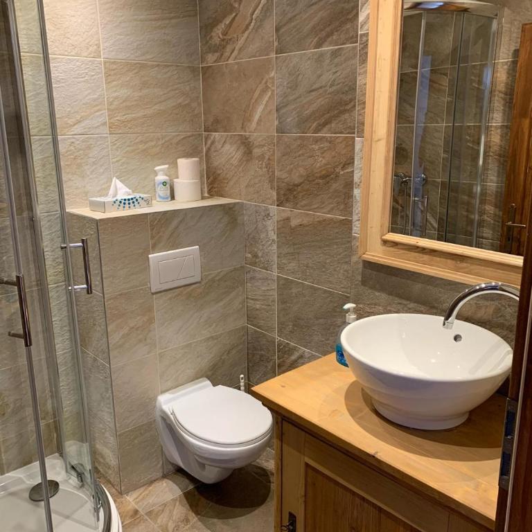 Tuxie Haus - Apartment - Ground Floor - 13