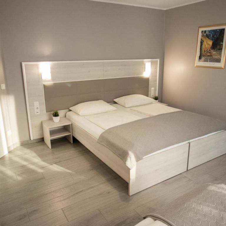 ARABEST Aparthotel & Boardinghouse - Suite 3 Chambres Confort - 10