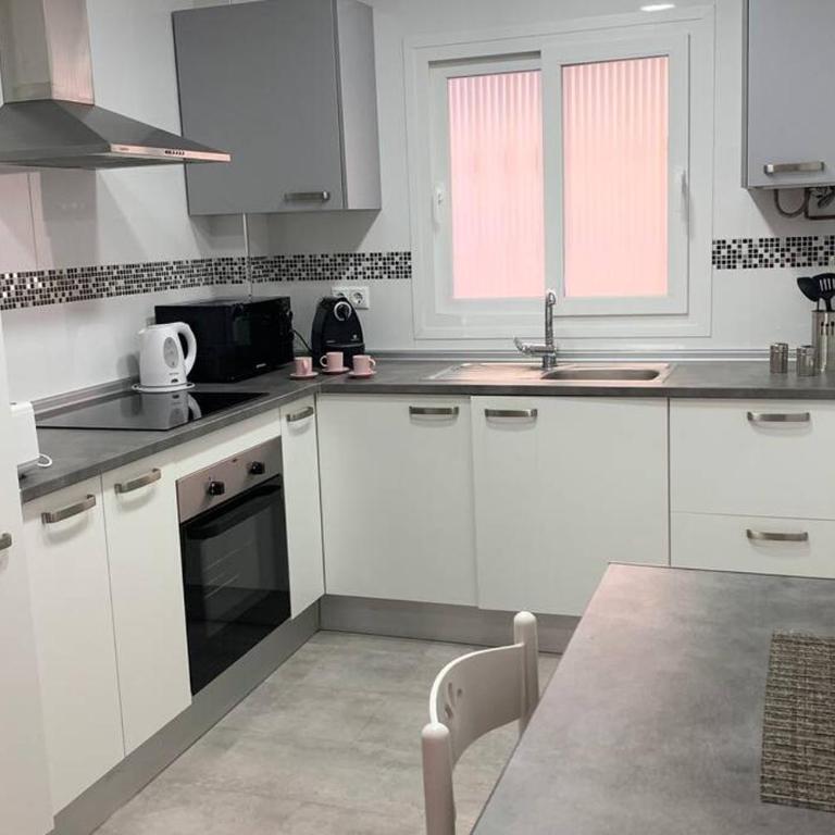 RENOVATED HOUSE IN OLD TOWN MARBELLA. - Casa de 4 dormitorios - 11