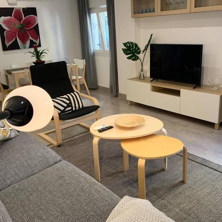 RENOVATED HOUSE IN OLD TOWN MARBELLA. - Casa de 4 dormitorios - 7