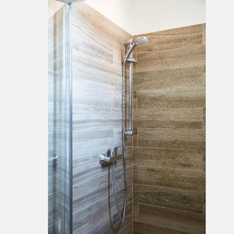 Beautiful bohemian apartment in the center with air conditioning and free private parking - One-Bedroom Apartment - 25