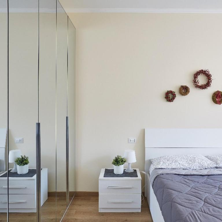 Beautiful bohemian apartment in the center with air conditioning and free private parking - One-Bedroom Apartment - 17
