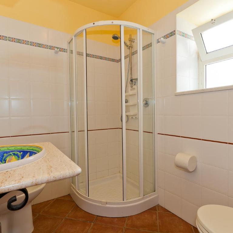 Terrazza del Centro (by Vacation Service) - Three-Bedroom Apartment with Terrace and Sea View - 14