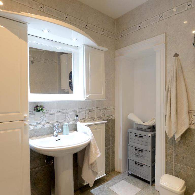 Bloom apartments - Superior Apartment - 26