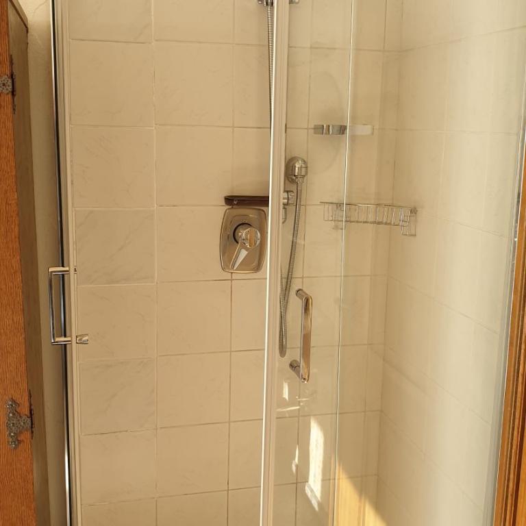 Gästehaus Scharler - Doppelzimmer mit Balkon und privatem, externem WC - 3