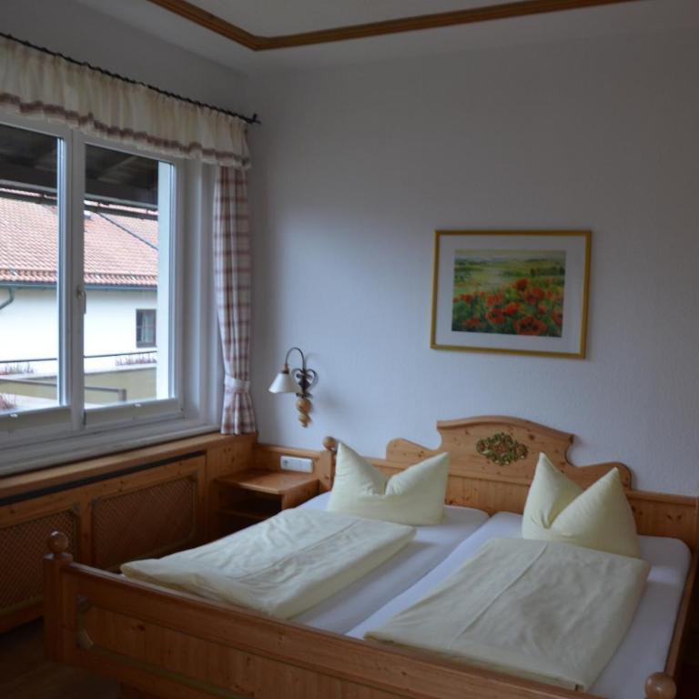 Gästehaus Maria - Doppelzimmer - 9