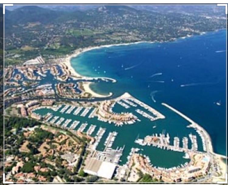 CAVALAIRE vue MER au loin MAISONNETTE TOUT ÉQUIPÉE POUR 4 PERSONNES AVEC PISCINE CLIM WIFI VÉLOS TV BARBECUES - Appartement - Vue sur Mer - 43