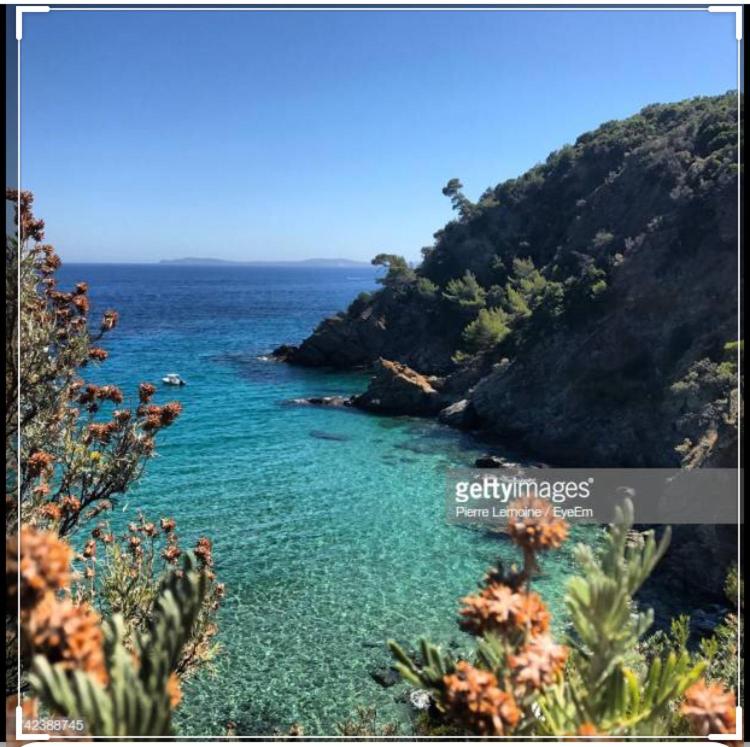 CAVALAIRE vue MER au loin MAISONNETTE TOUT ÉQUIPÉE POUR 4 PERSONNES AVEC PISCINE CLIM WIFI VÉLOS TV BARBECUES - Appartement - Vue sur Mer - 44