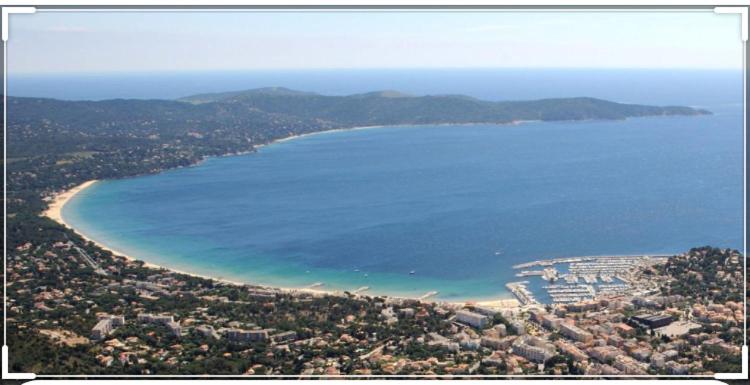 CAVALAIRE vue MER au loin MAISONNETTE TOUT ÉQUIPÉE POUR 4 PERSONNES AVEC PISCINE CLIM WIFI VÉLOS TV BARBECUES - Appartement - Vue sur Mer - 56